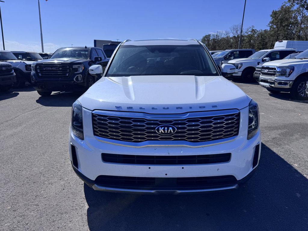 Used 2020 Kia Telluride S w/ S 8 Passenger Seating Package AWD/4WD image 2