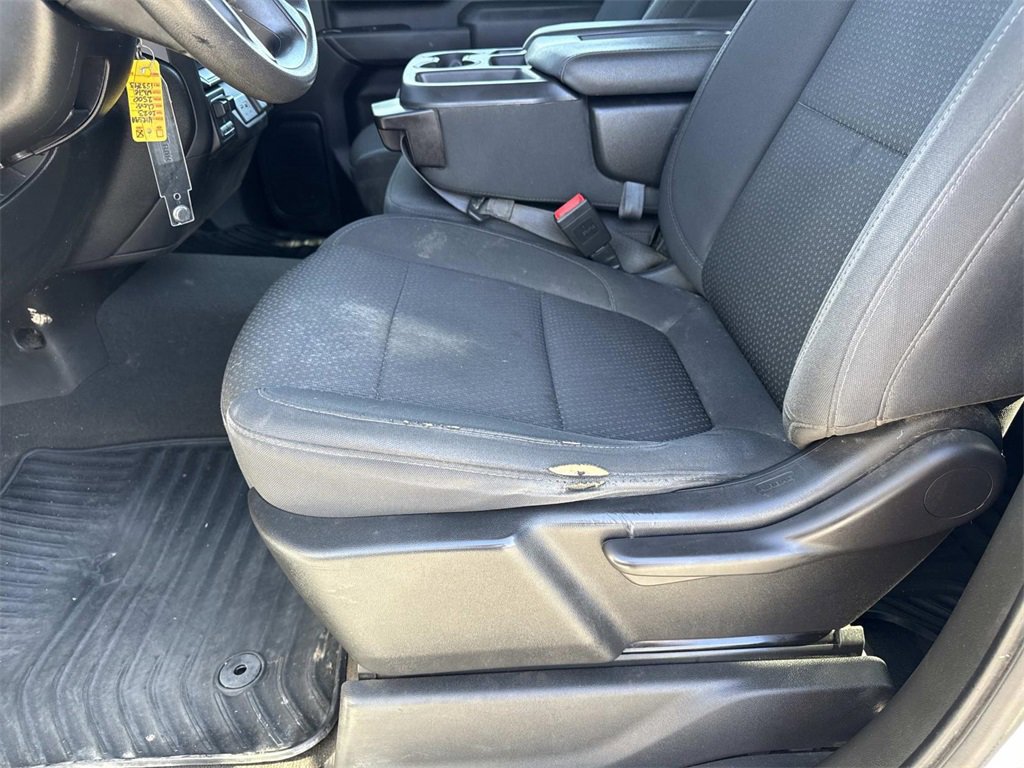 Used 2023 Chevrolet Silverado 2500 Custom w/ Custom Convenience Package image 11