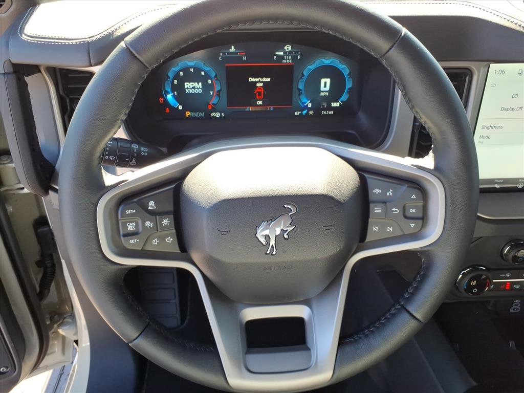 New 2026 Ford Bronco Outer Banks image 12