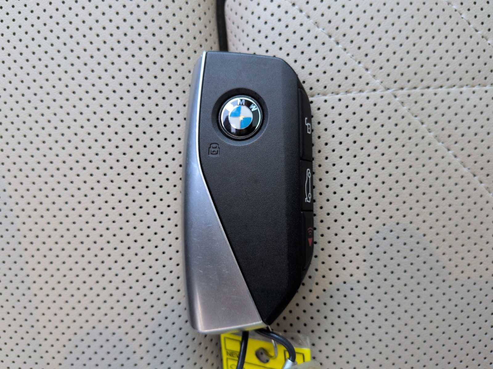 Used 2025 BMW X3 xDrive30i w/ Premium Package AWD/4WD image 37