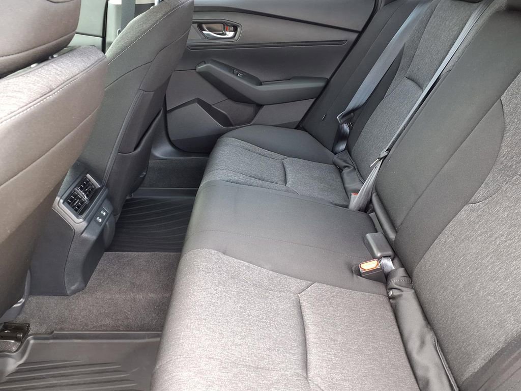 Certified 2025 Honda Accord LX image 11