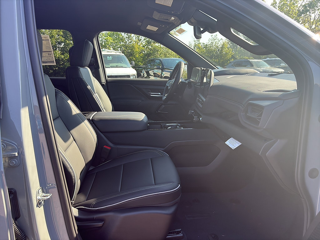New 2026 Chevrolet Silverado EV LT AWD/4WD image 14
