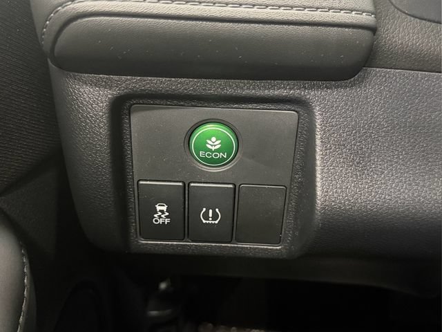 Certified 2022 Honda HR-V LX image 30