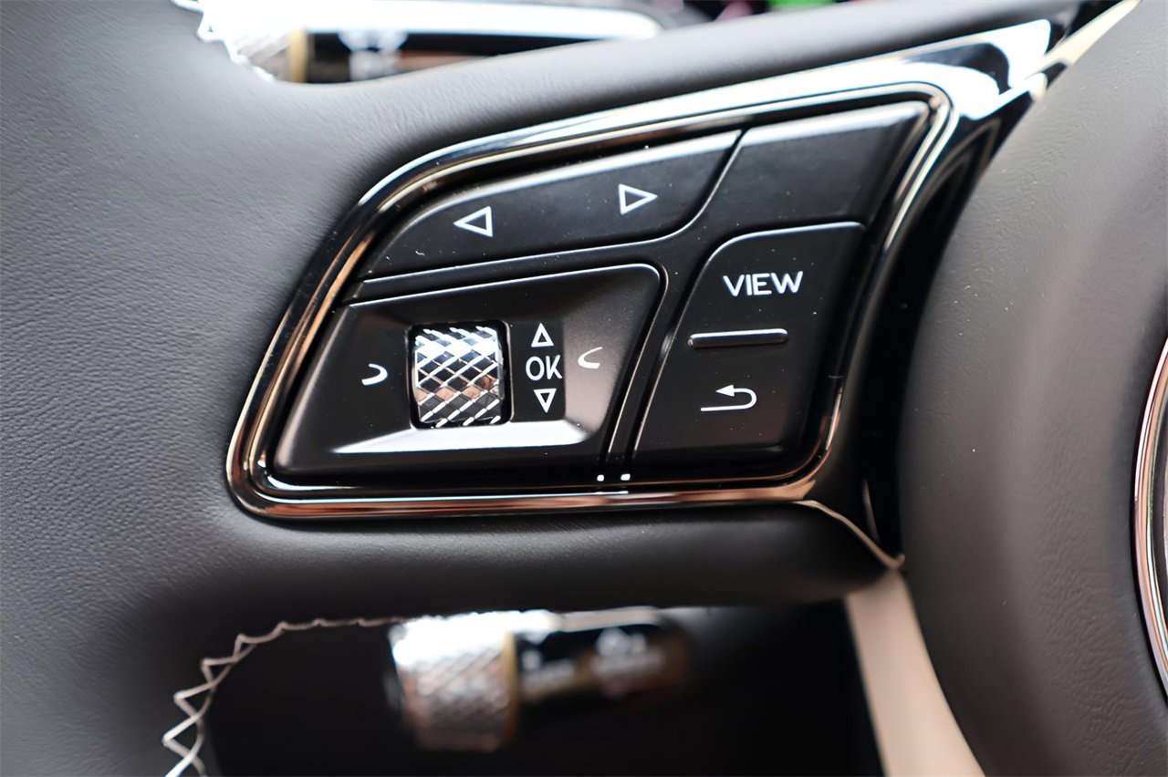 New 2025 Bentley Flying Spur Plug-In Hybrid image 26