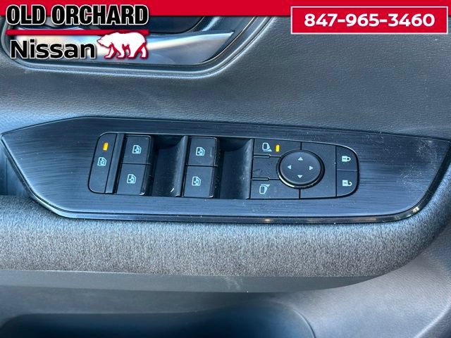 Used 2026 Nissan Kicks SV w/ SV Premium Package AWD/4WD image 7