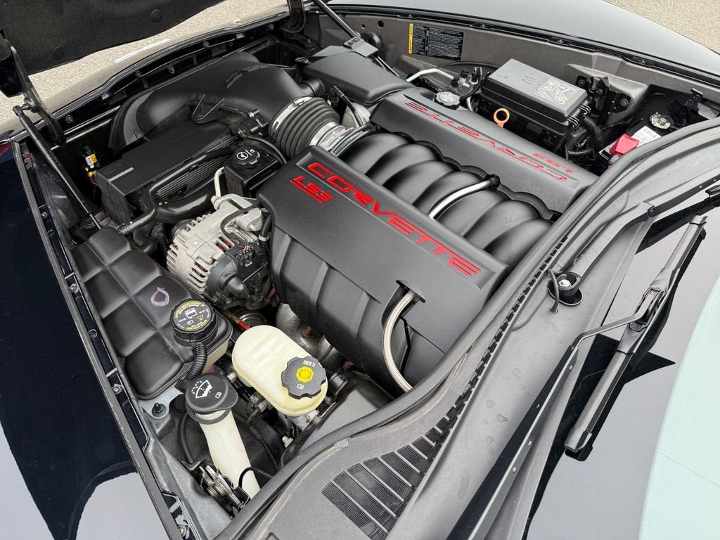 Used 2008 Chevrolet Corvette Coupe RWD image 24