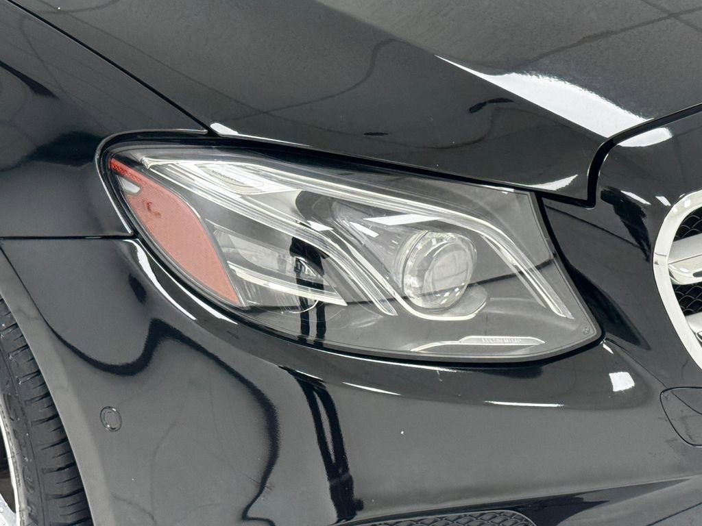 Used 2017 Mercedes-Benz E 300 4MATIC image 36