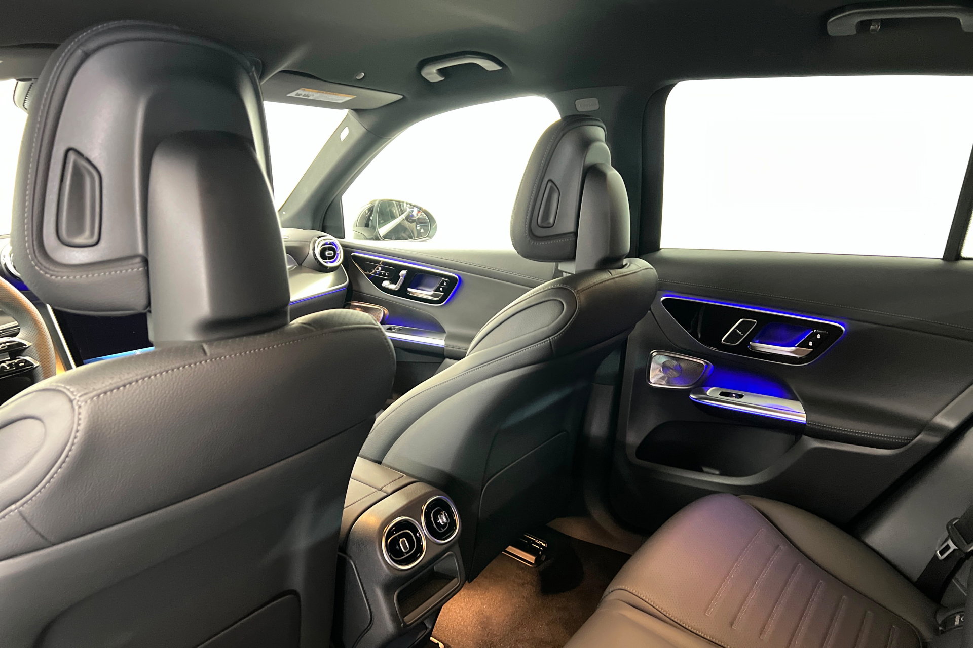 New 2026 Mercedes-Benz GLC 300 4MATIC image 19