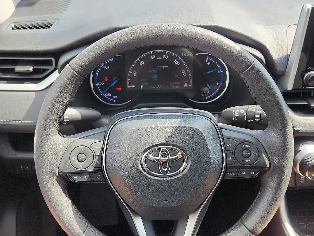 Certified 2023 Toyota RAV4 XLE w/ XLE Grade Weather Package AWD/4WD image 20