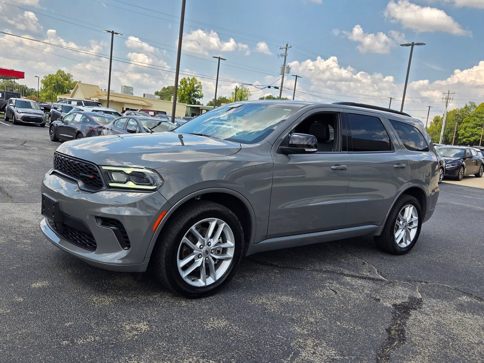 Used 2024 Dodge Durango GT AWD/4WD image 3