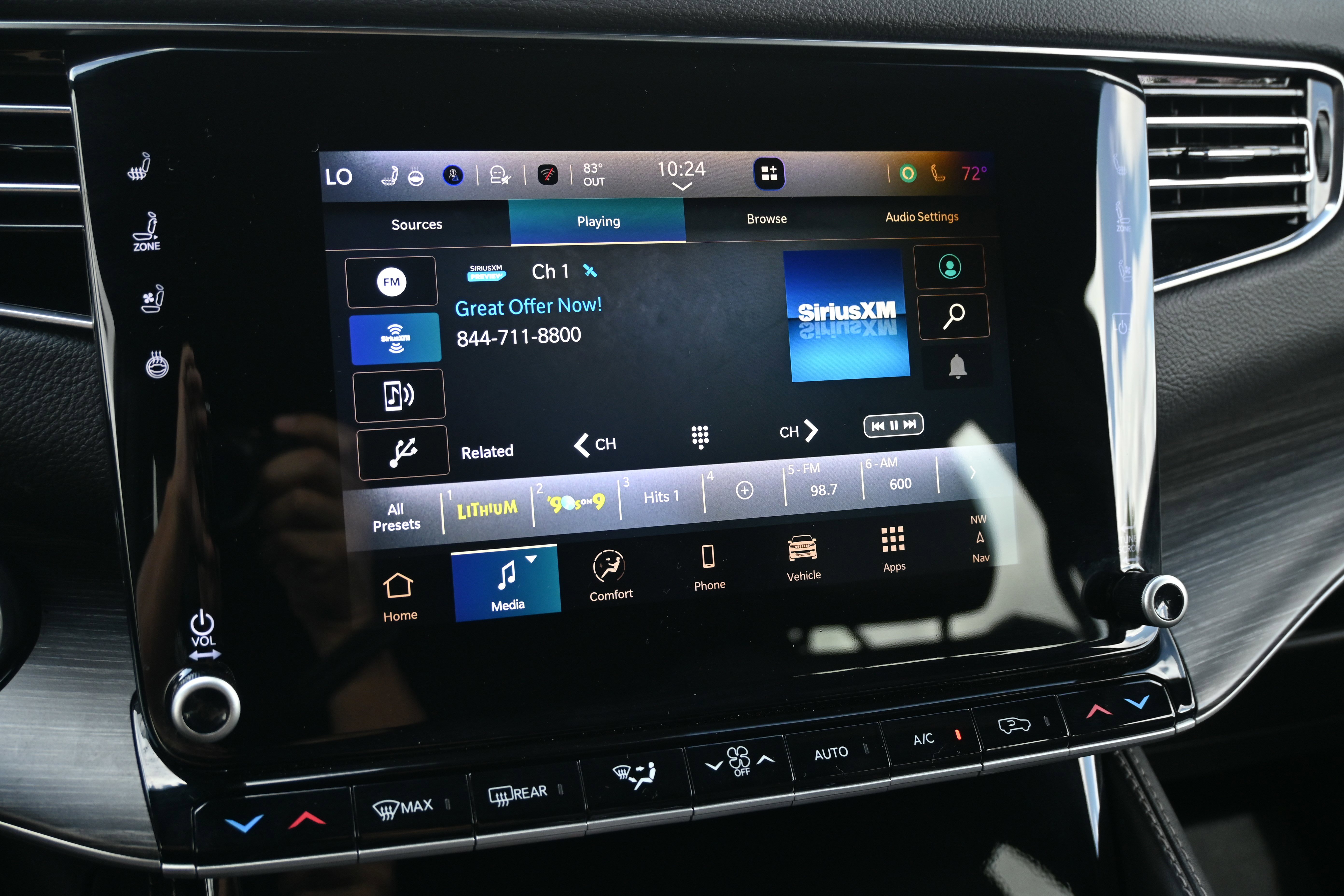 Used 2024 Jeep Wagoneer Series II w/ Convenience Group I image 44