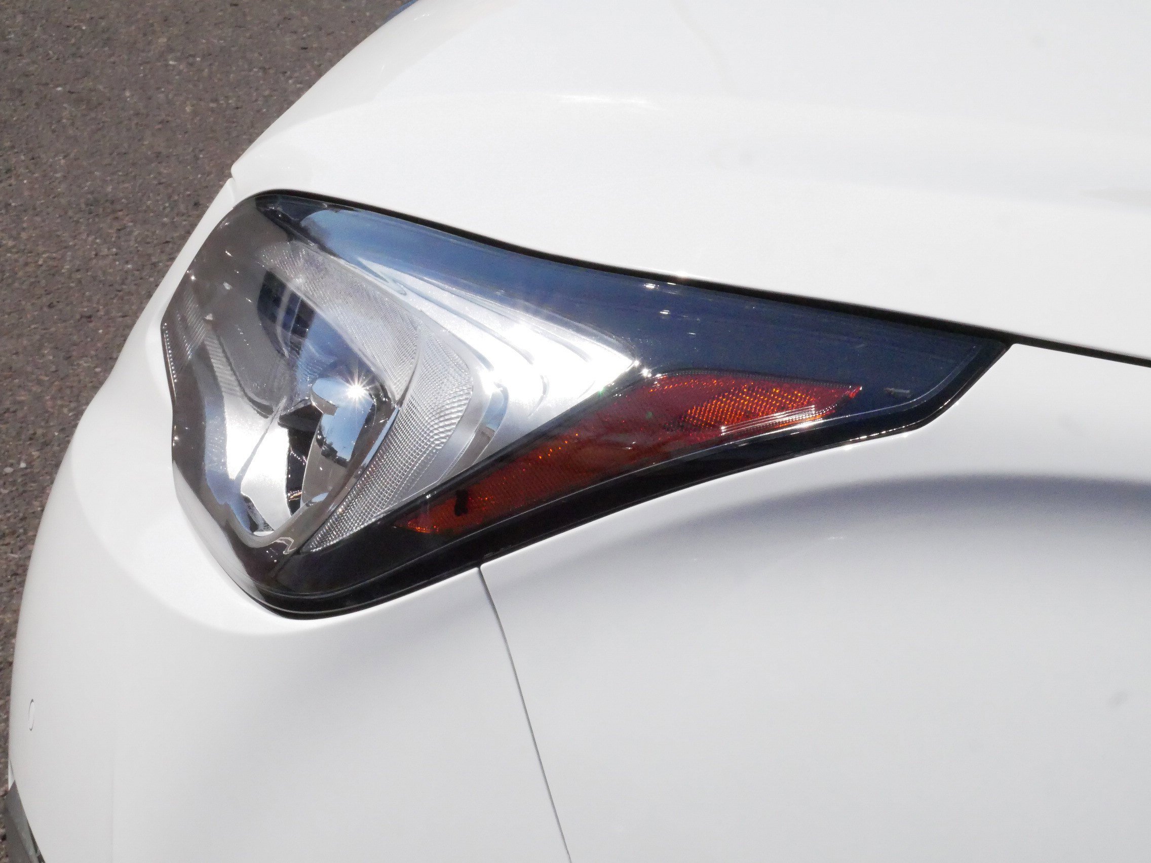 Used 2019 Buick Envision Premium w/ Driver Confidence Package image 16