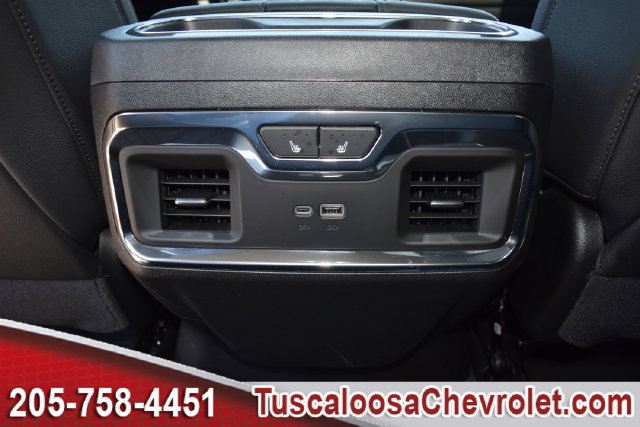 Used 2025 Chevrolet Silverado 2500 LTZ w/ LTZ Premium Package AWD/4WD image 29