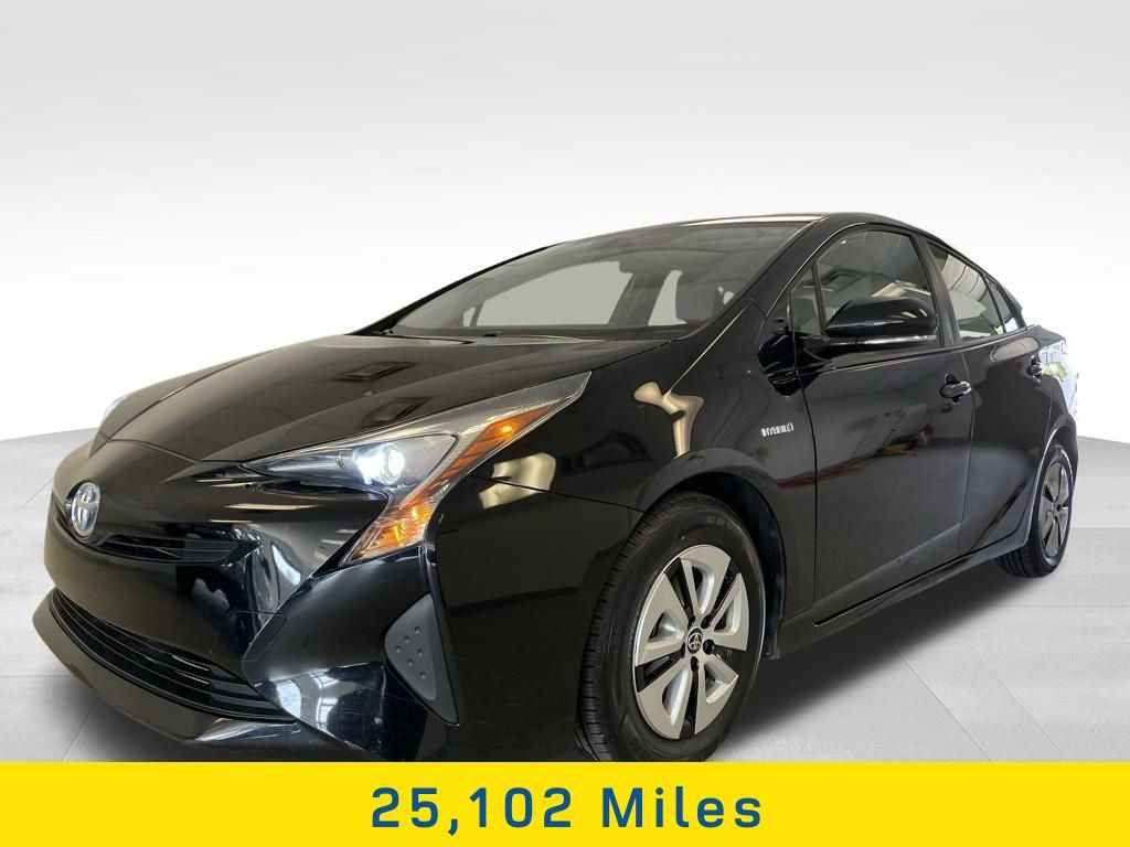 Used 2016 Toyota Prius Three image 3
