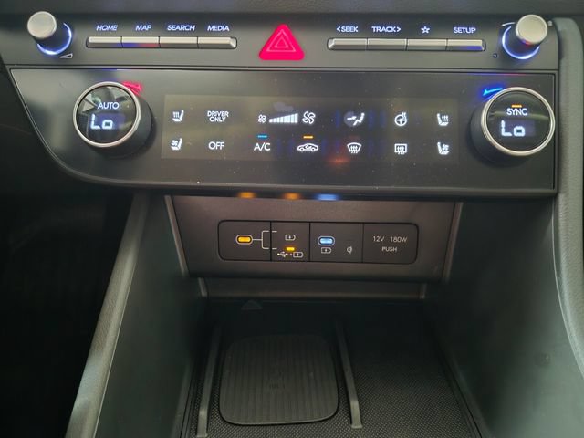 Used 2025 Hyundai Sonata Limited FWD image 27