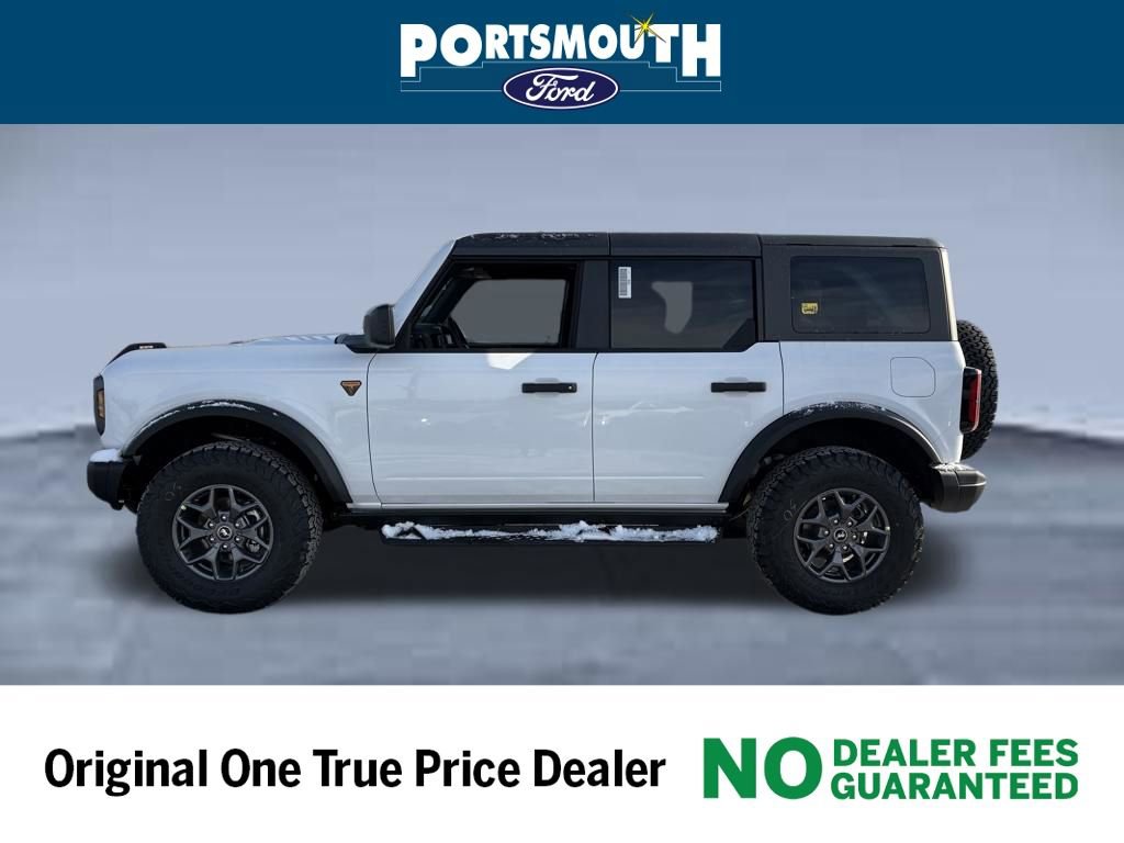 New 2025 Ford Bronco Badlands image 2