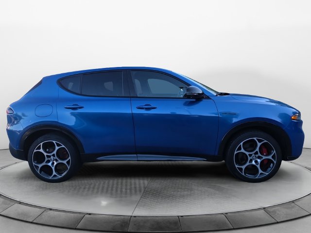 Used 2024 Alfa Romeo Tonale Veloce AWD/4WD image 6