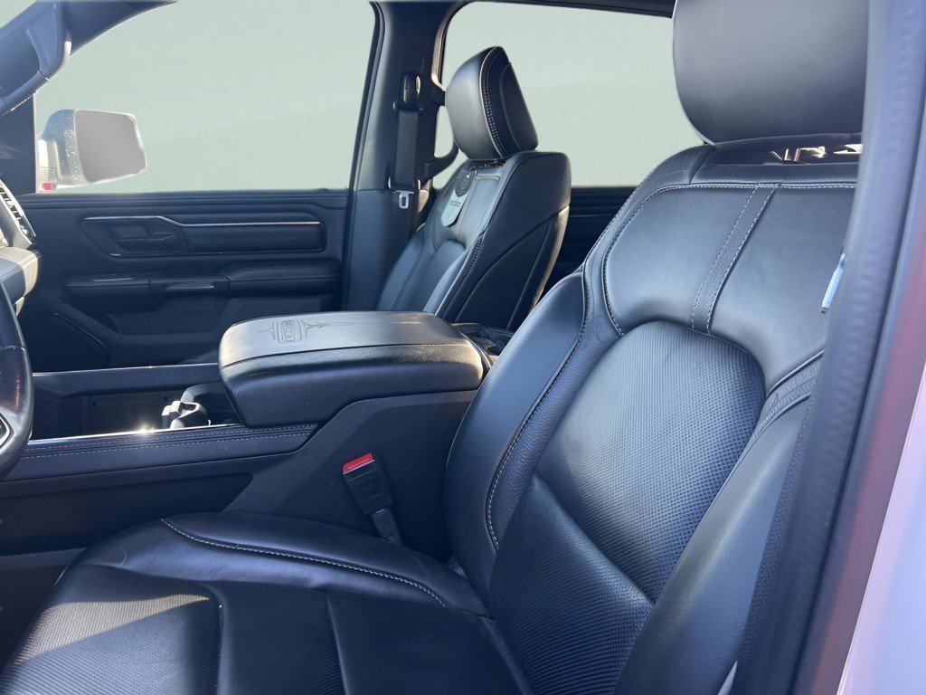 Used 2022 RAM 1500 Limited w/ Body-Colour Bumper Group image 21