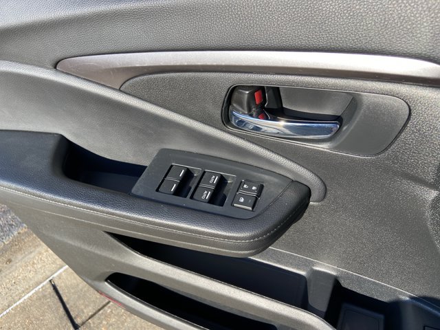 Used 2022 Honda Pilot Sport image 46