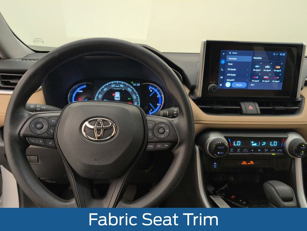 Used 2025 Toyota RAV4 XLE AWD/4WD image 21