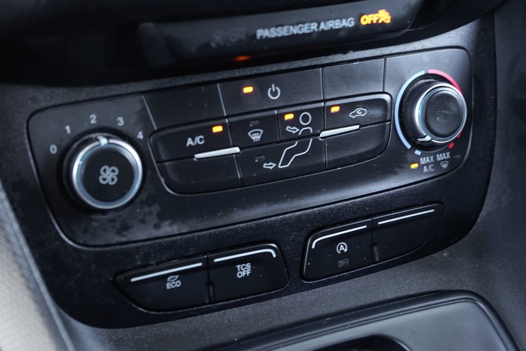 Used 2019 Ford Transit Connect XL image 27