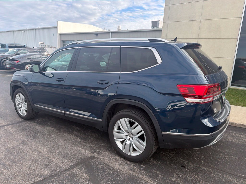 Used 2018 Volkswagen Atlas SEL Premium AWD/4WD image 3