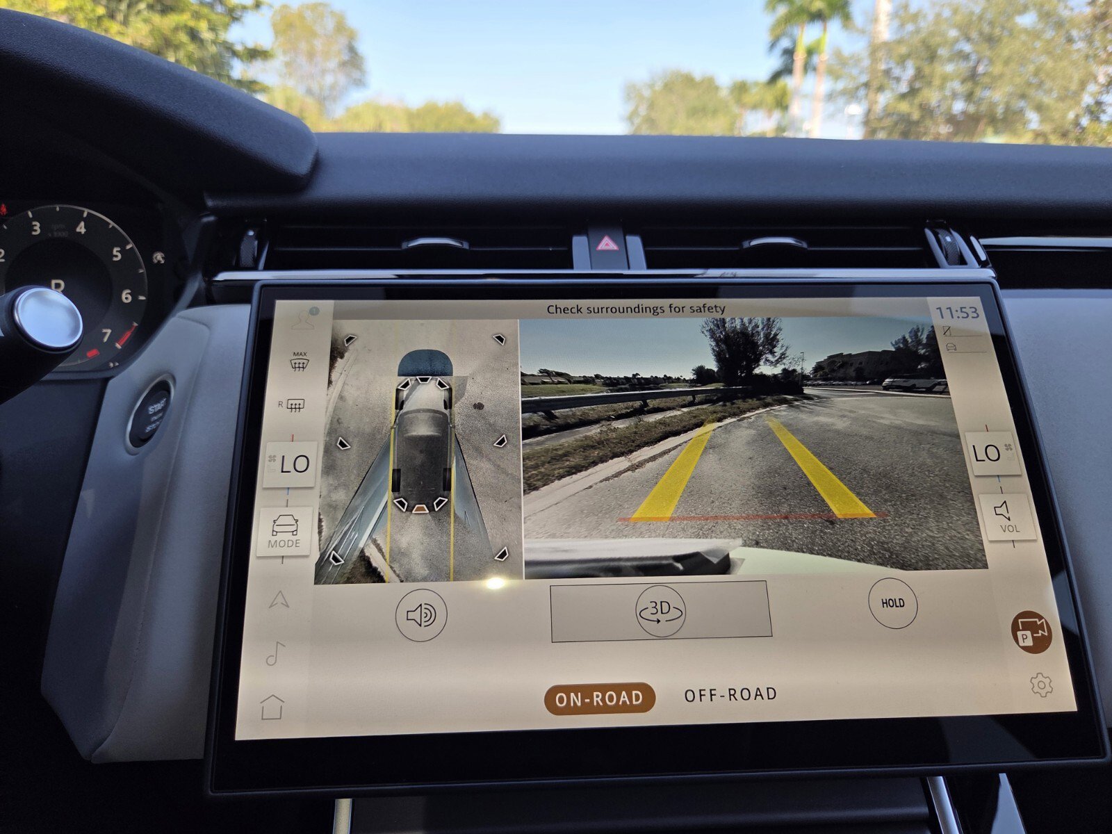 New 2026 Land Rover Range Rover Velar S image 19