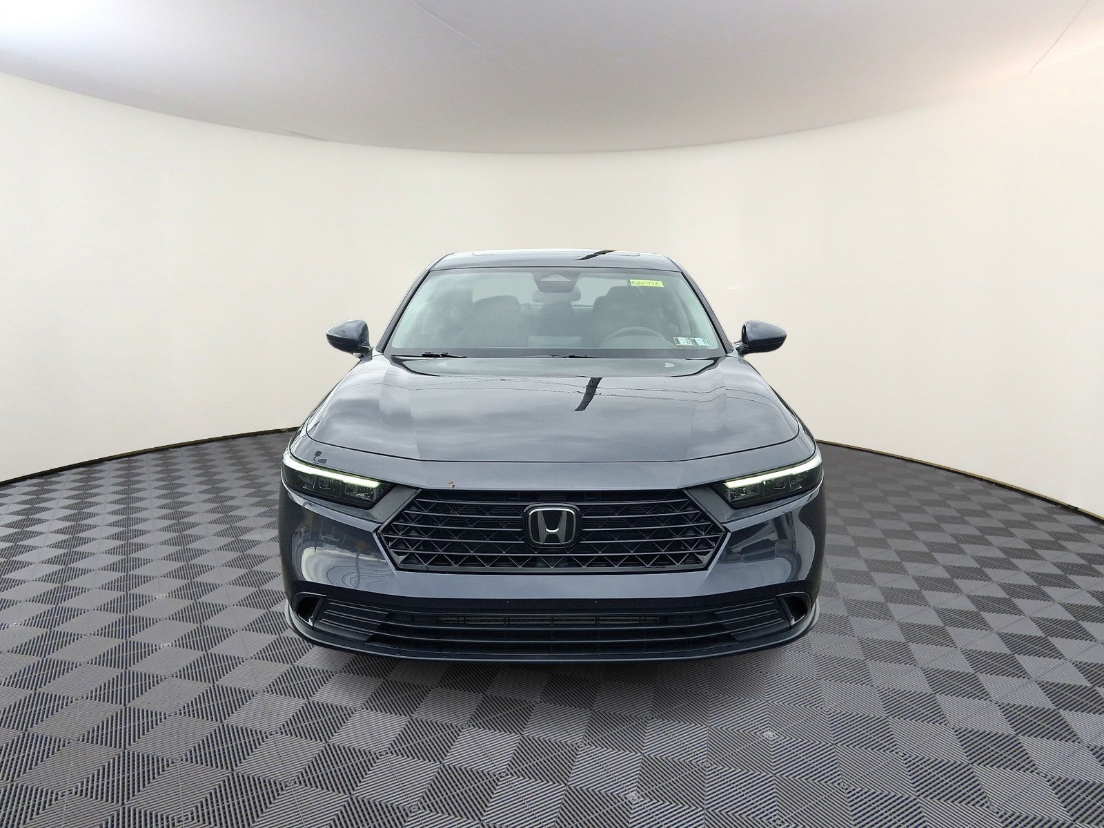 Used 2023 Honda Accord EX image 2