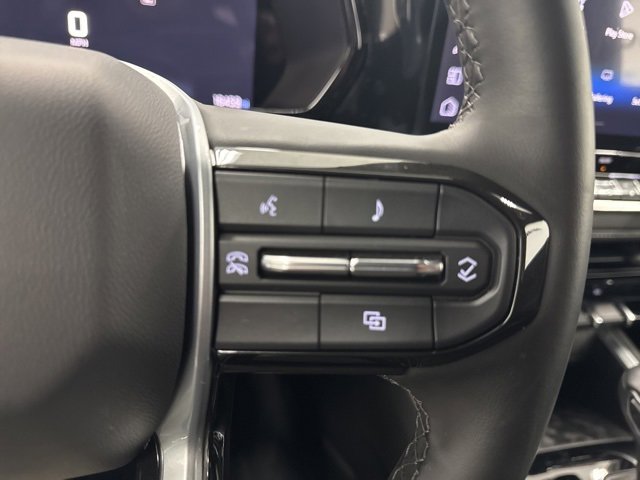 Used 2024 Chevrolet Colorado LT w/ LT Convenience Package image 13