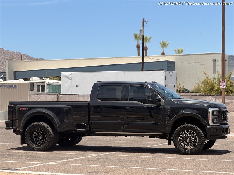 Used 2023 Ford F350 Lariat w/ Lariat Ultimate Package AWD/4WD image 2