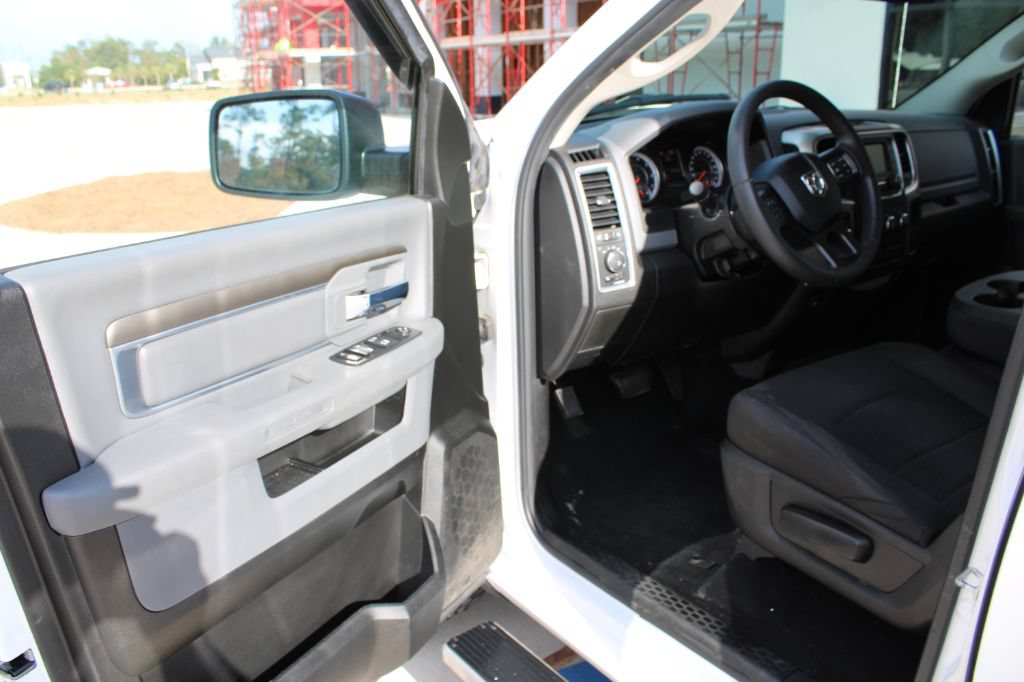 Used 2019 RAM 1500 Warlock AWD/4WD image 8
