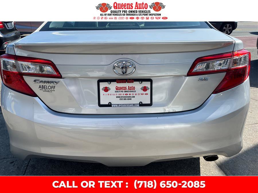 Used 2013 Toyota Camry SE FWD image 30