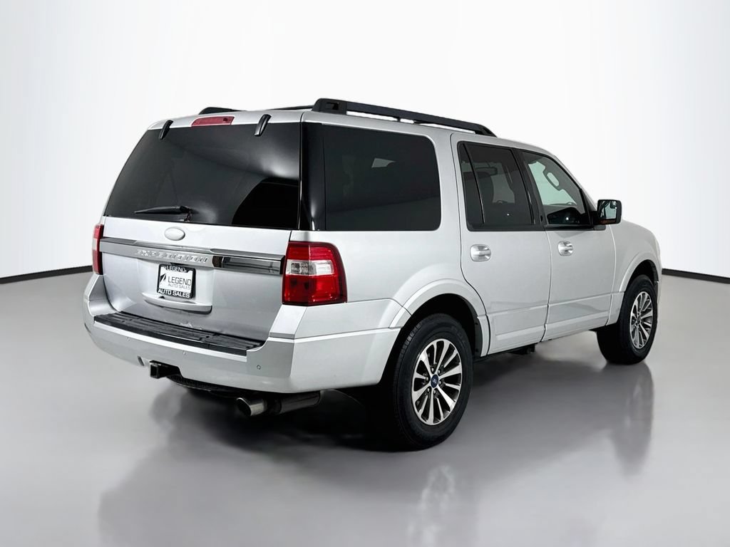 Used 2016 Ford Expedition XLT w/ Equipment Group 202A AWD/4WD image 5