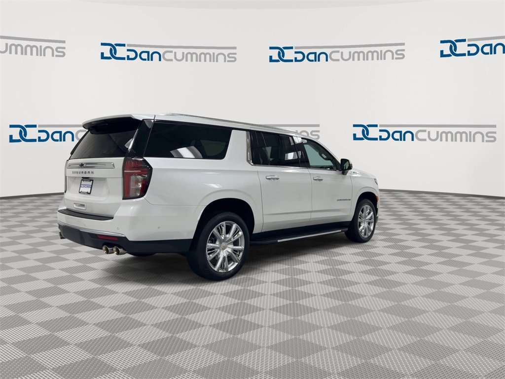 Used 2024 Chevrolet Suburban High Country w/ Advanced Technology Package image 8