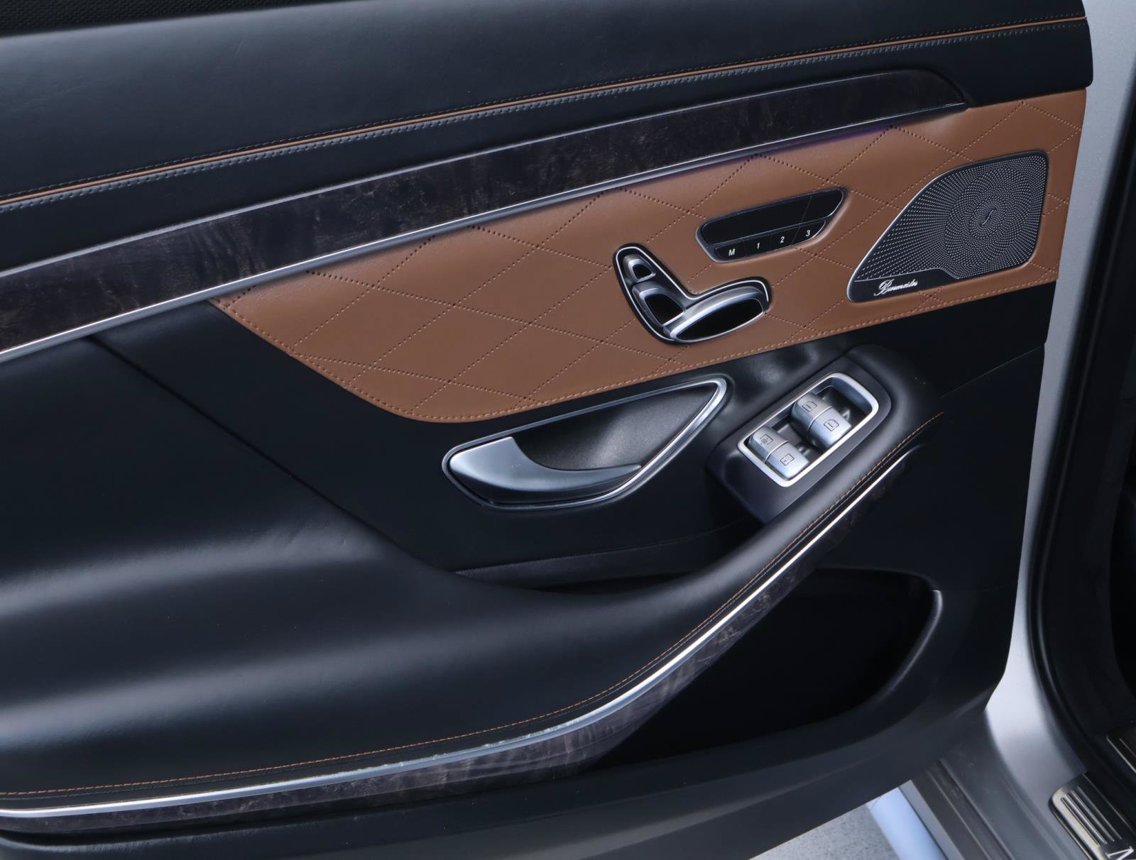 Used 2018 Mercedes-Benz S 560 Sedan image 22