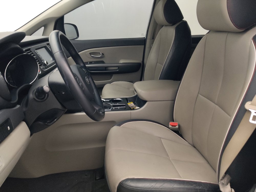 Used 2019 Kia Sedona EX FWD image 17