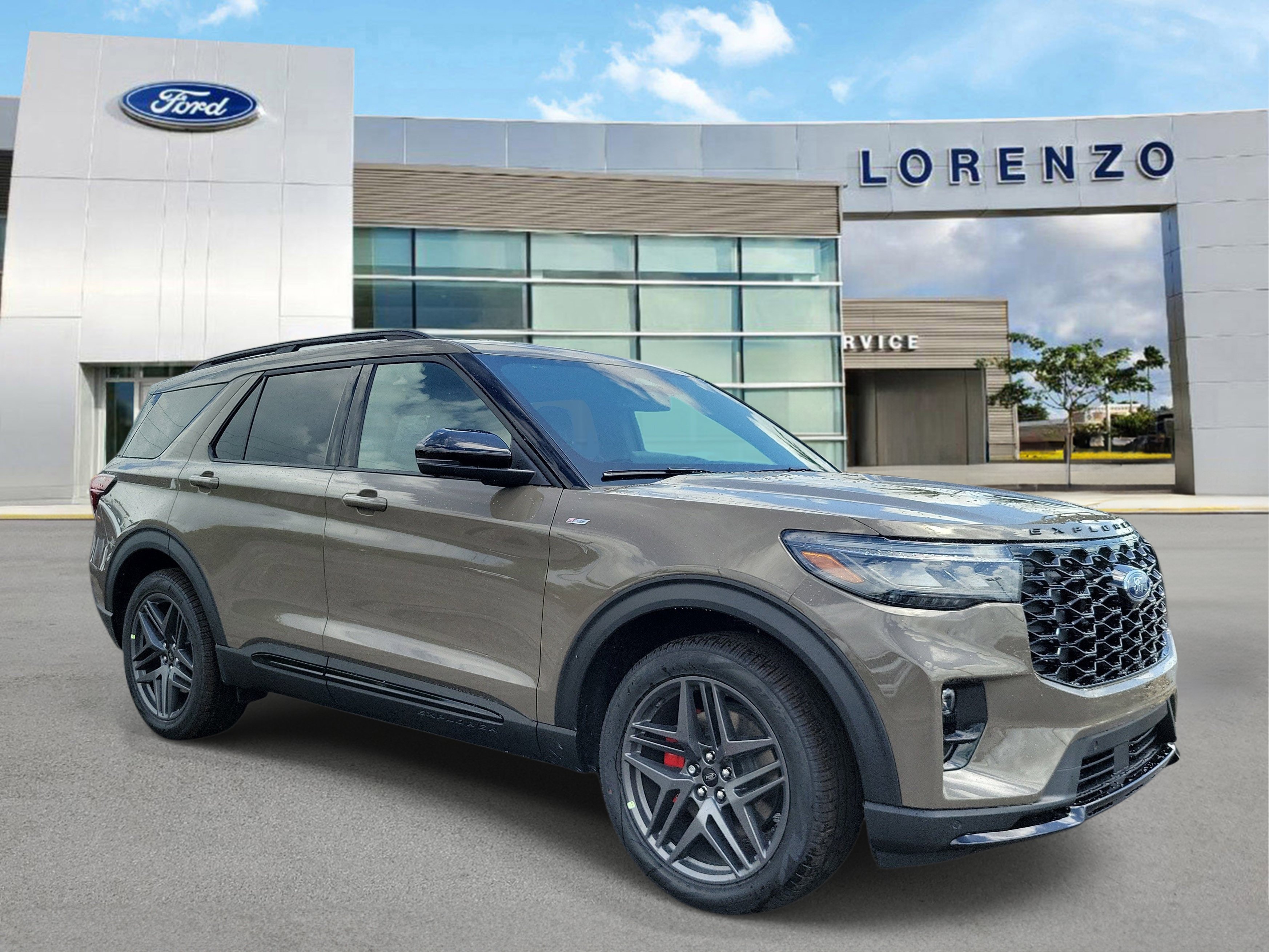 New 2026 Ford Explorer ST-Line w/ ST-Line Street Pack RWD image 3