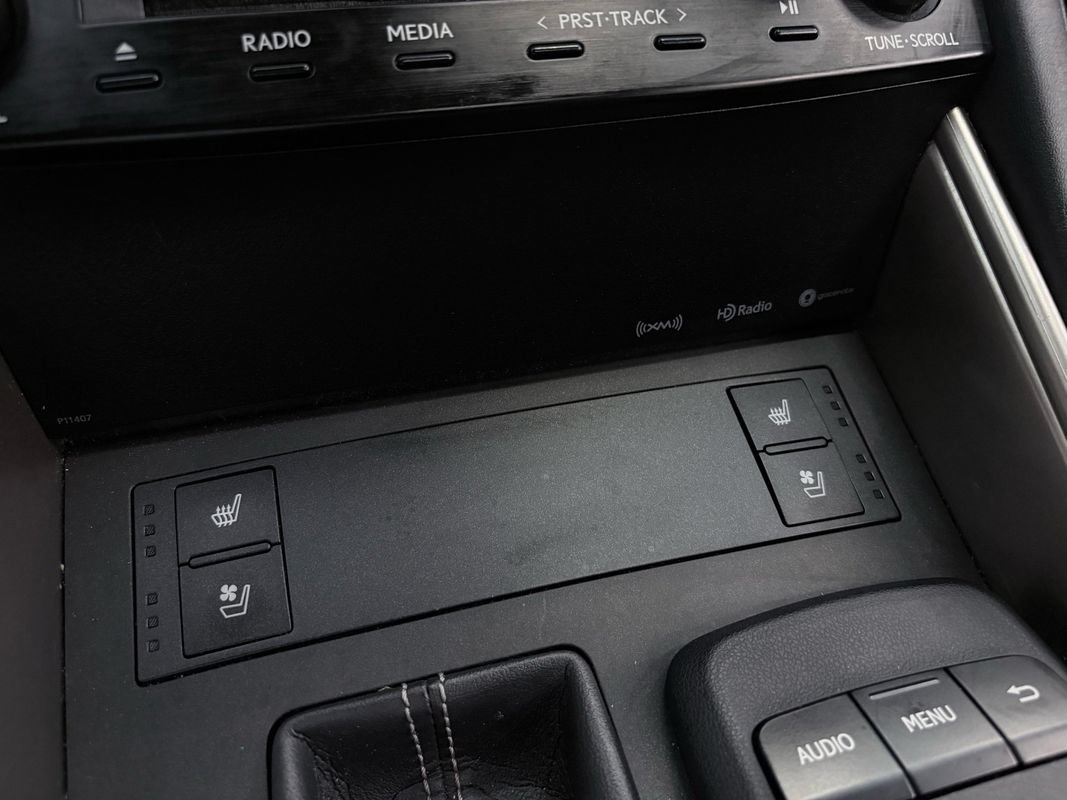Used 2017 Lexus IS 200t F Sport w/ F Sport Package RWD image 28