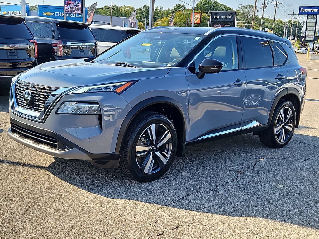 Used 2021 Nissan Rogue SL w/ Premium Package FWD image 2