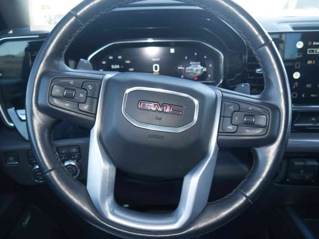 Used 2022 GMC Sierra 1500 SLT w/ SLT Premium Plus Package AWD/4WD image 39