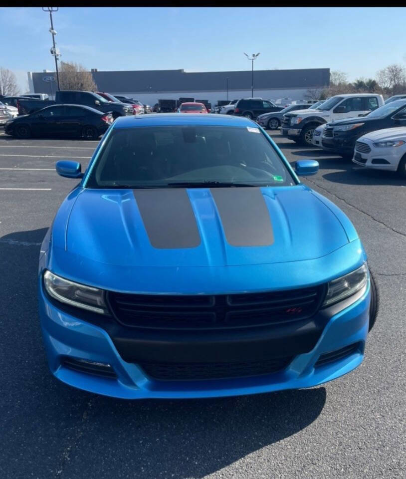 Used 2015 Dodge Charger R/T image 2