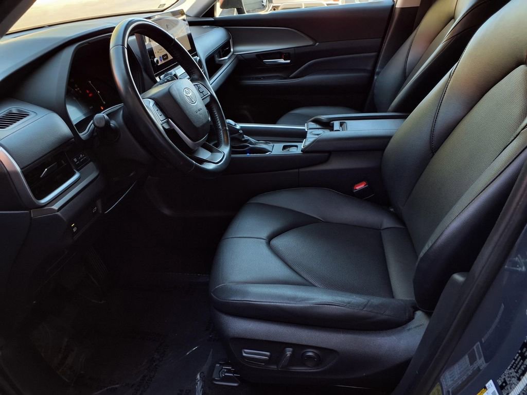 Certified 2024 Toyota Grand Highlander XLE image 17