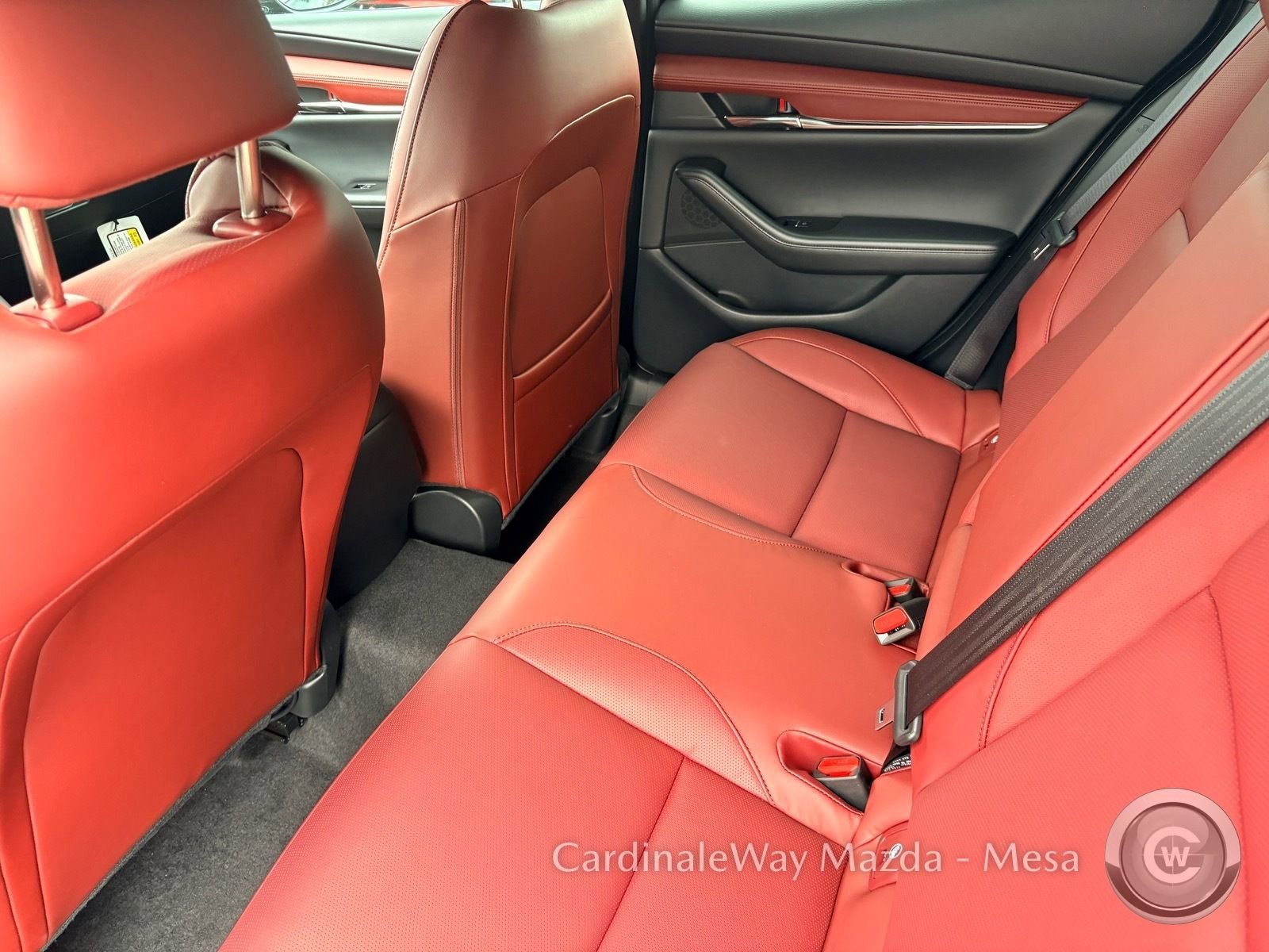 New 2026 MAZDA MAZDA3 Hatchback w/Premium Plus Pkg image 18