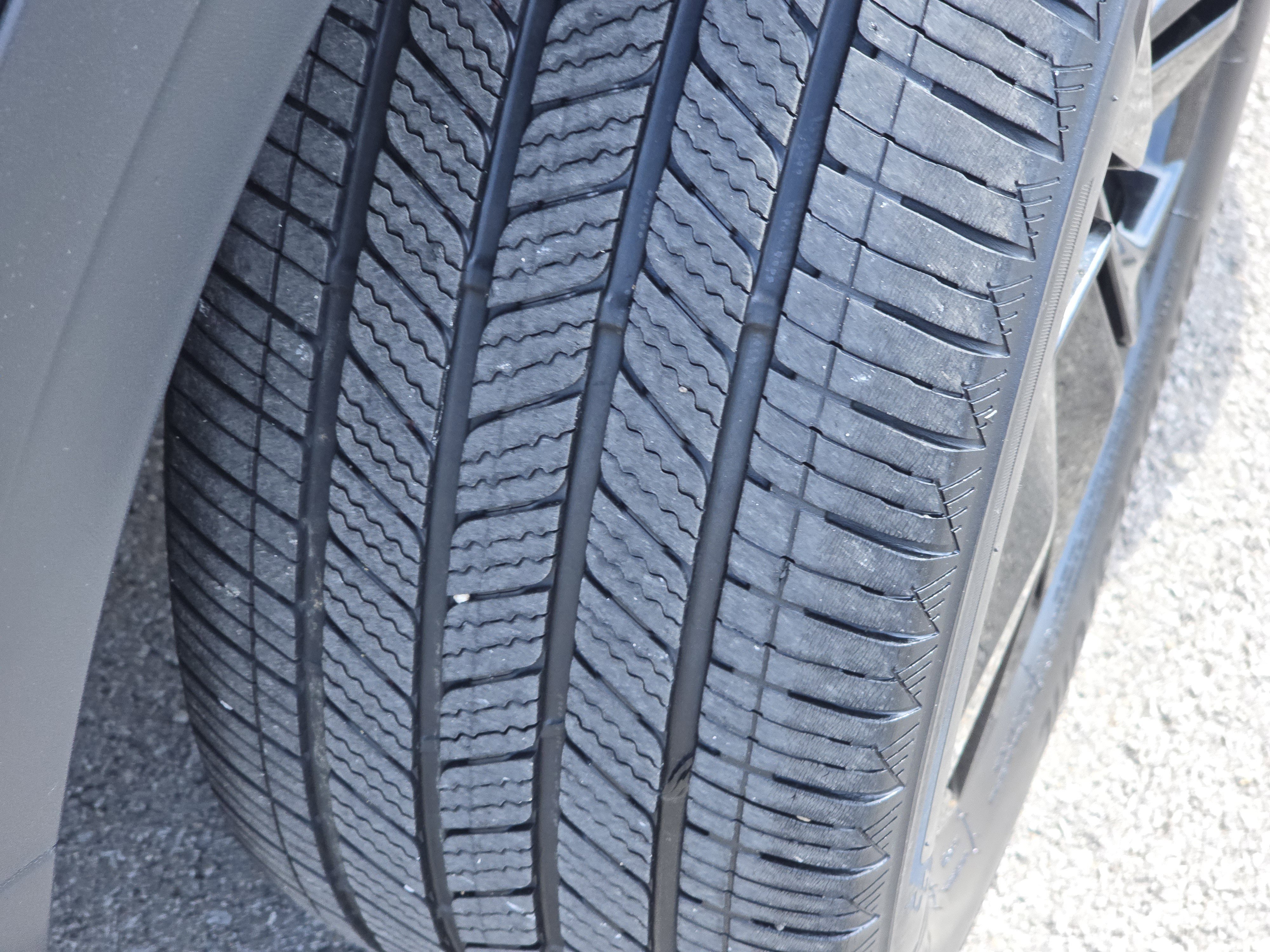 Certified 2023 Volkswagen Taos SE w/ Panoramic Sunroof Package image 15