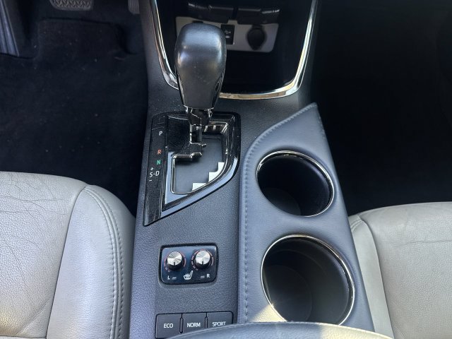 Used 2014 Toyota Avalon XLE Touring FWD image 21
