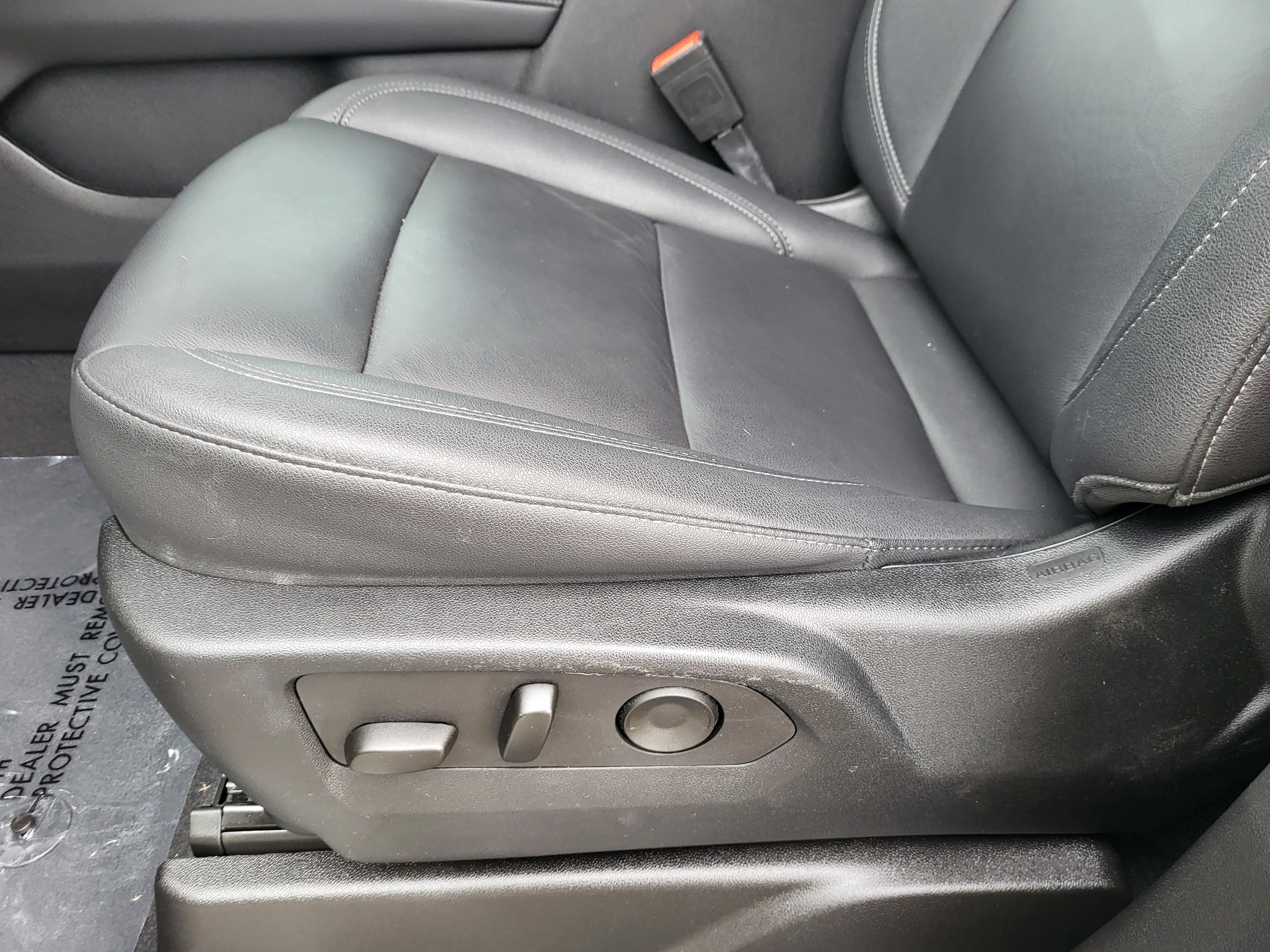 Certified 2025 Chevrolet Tahoe Z71 image 14