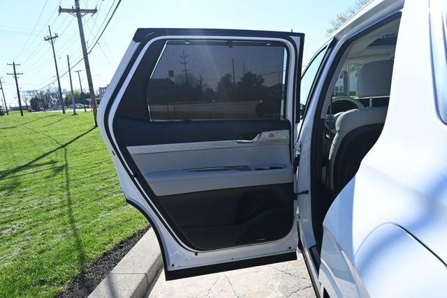 Used 2023 Hyundai Palisade Calligraphy w/ Winter Package image 23