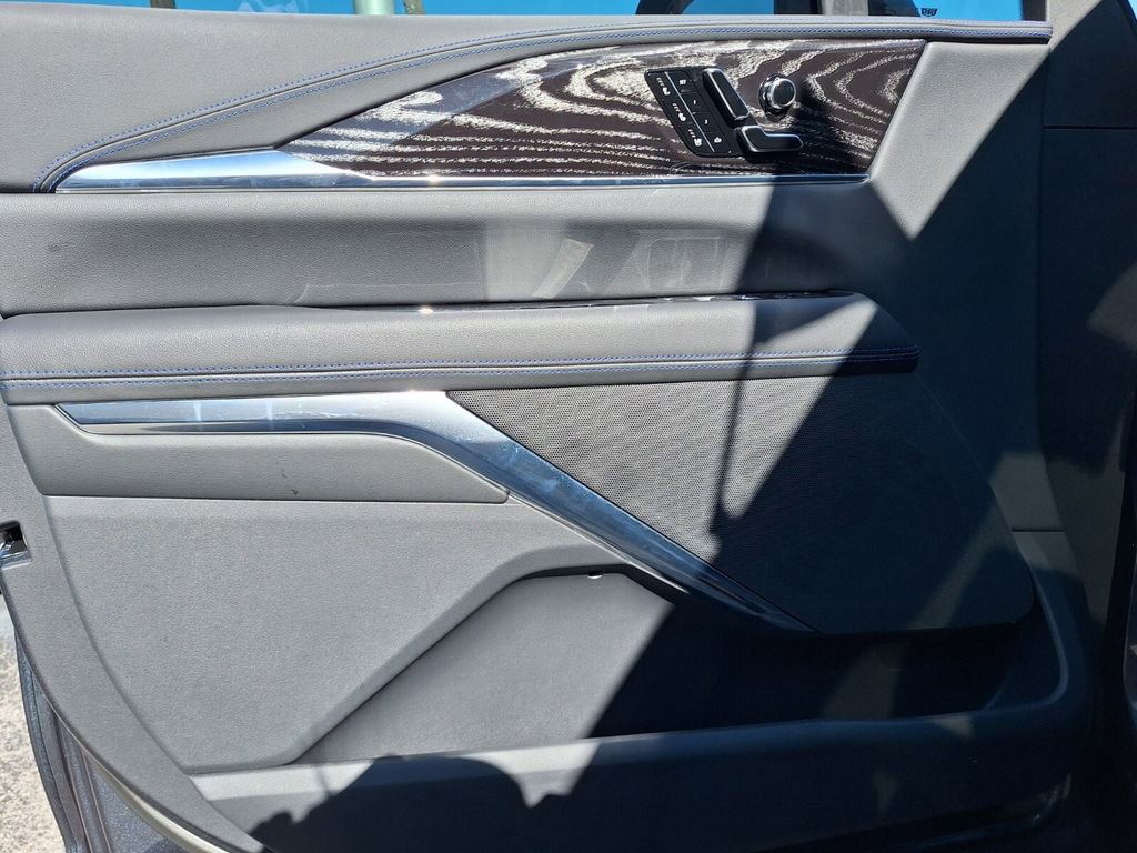 New 2026 Cadillac Escalade IQL Sport 1 image 33