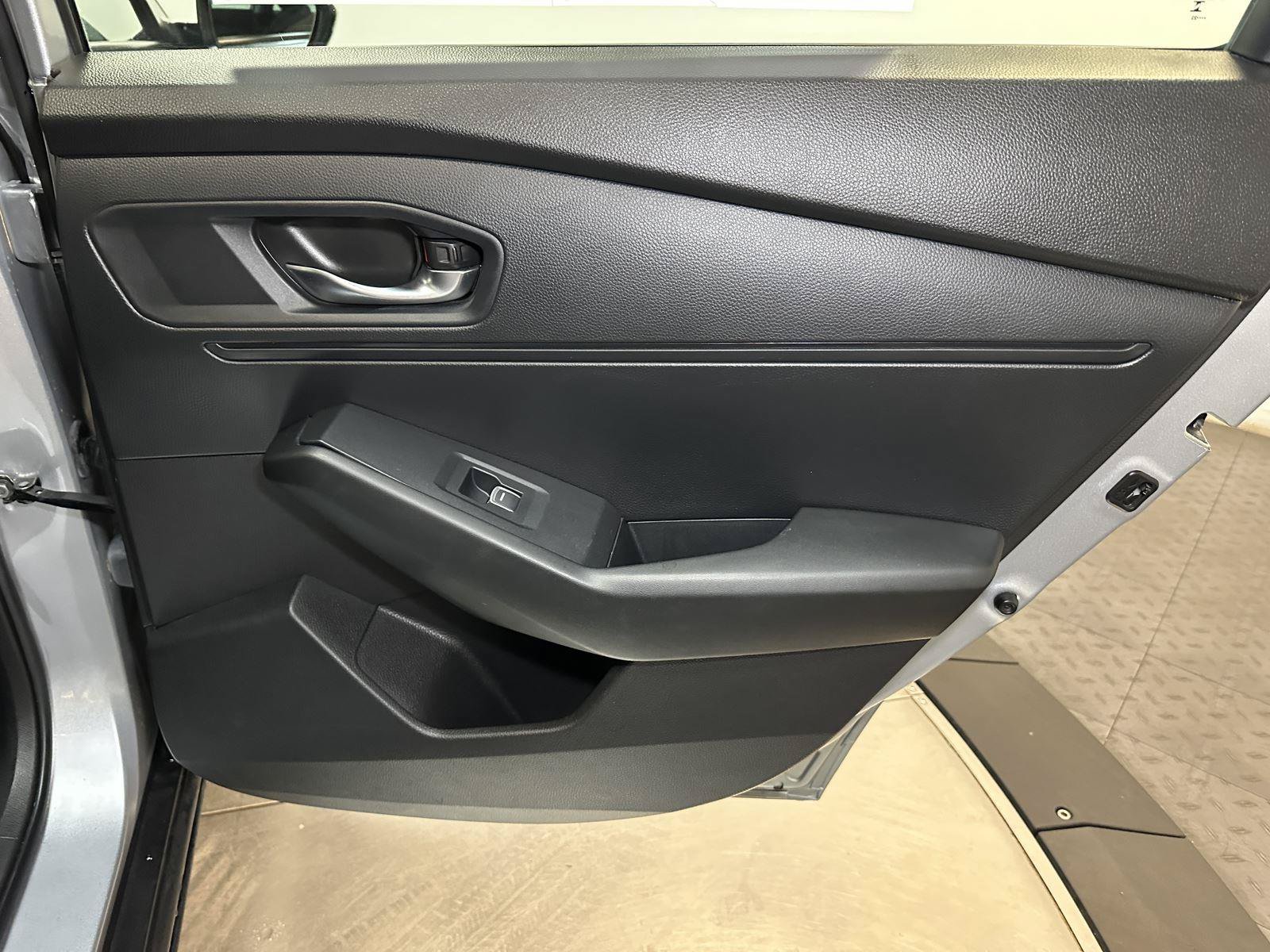 Certified 2023 Honda Accord LX image 33