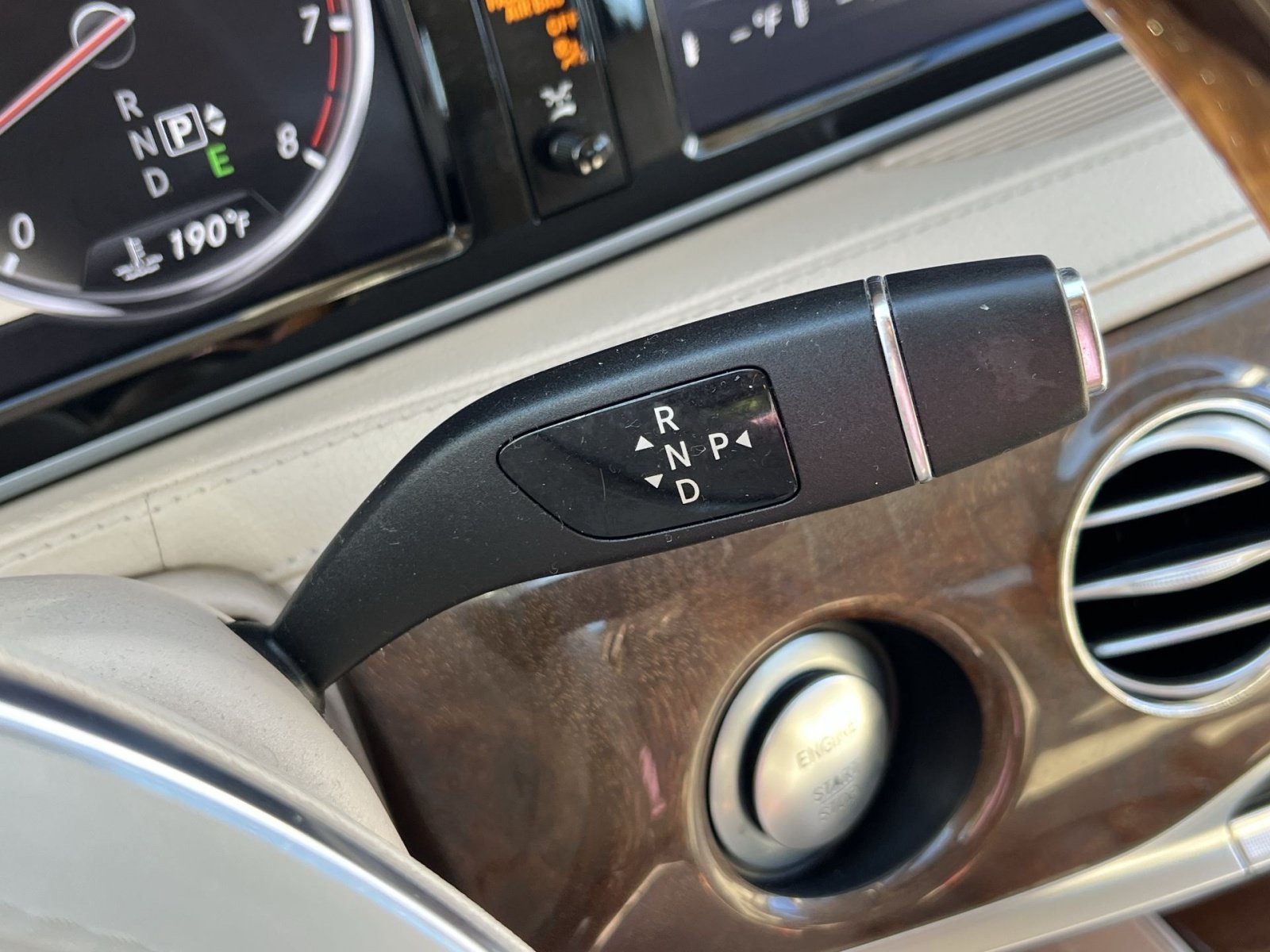 Used 2014 Mercedes-Benz S 550 Sedan image 27